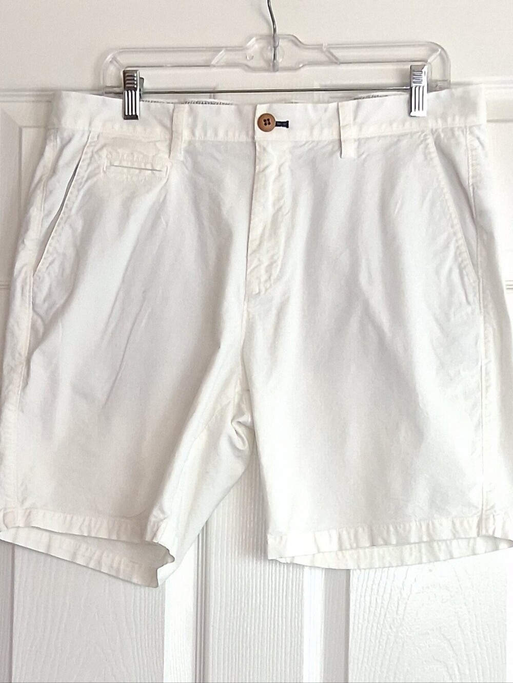 Johnnie-O Ivory Chino Pleated Front Casual Shorts